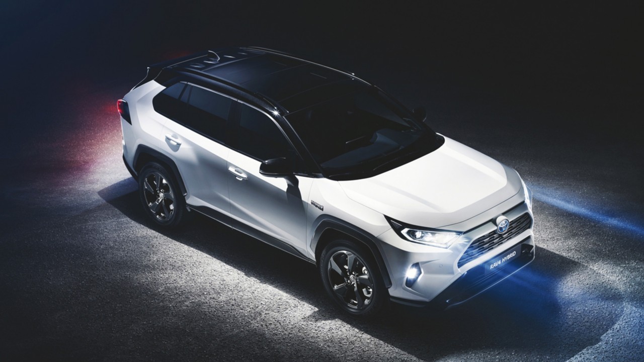 TOYOTA PO RAZ 8. Z RZĘDU NAJCENNIEJSZĄ MARKĄ MOTORYZACYJNĄ